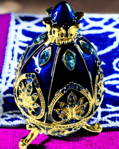 Eksklusiivinen Fabergé-muna - tumma sininen väri – Koristeellinen emalinen korurasia